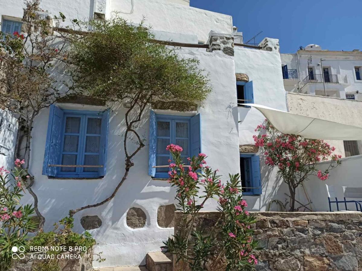 Traditional Stone House With Breathtaking View Serifos Town Exterior foto