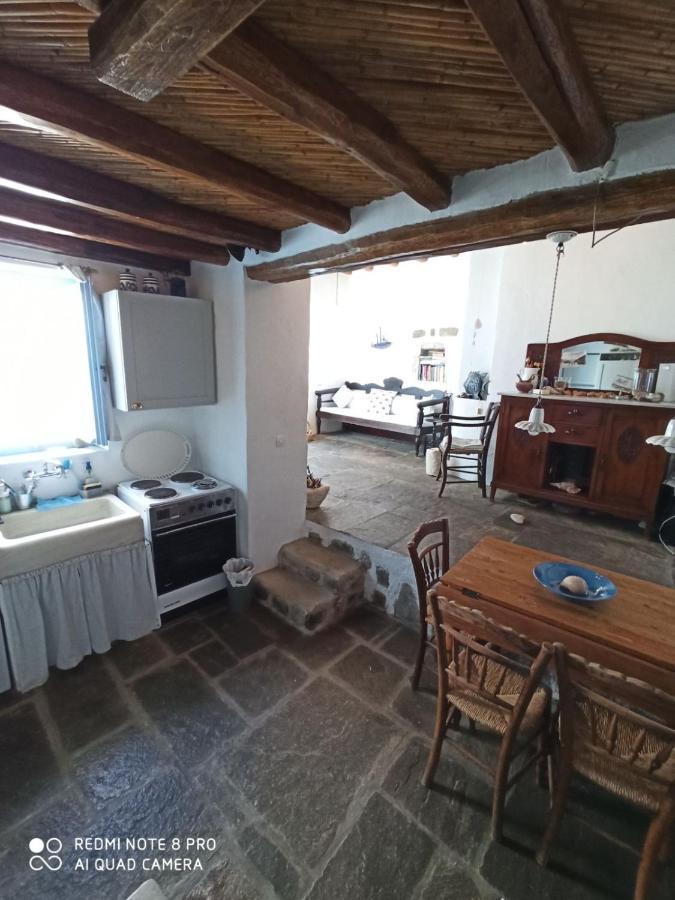 Traditional Stone House With Breathtaking View Serifos Town Exterior foto